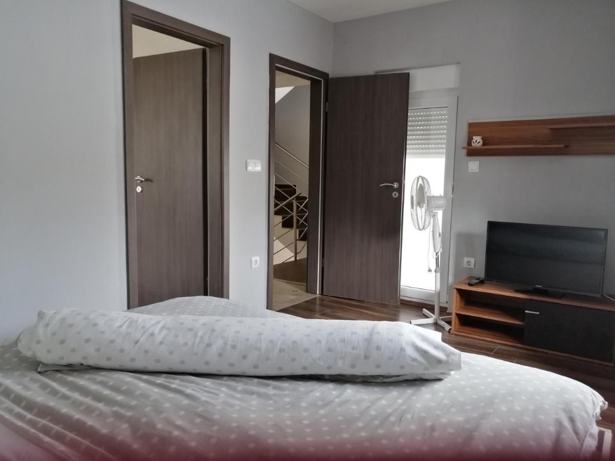Apartments Lapaz スヴェティ・マルティン・ナ・ムリ エクステリア 写真