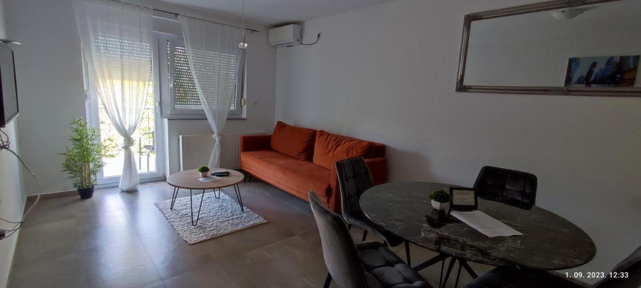 Apartments Lapaz スヴェティ・マルティン・ナ・ムリ エクステリア 写真